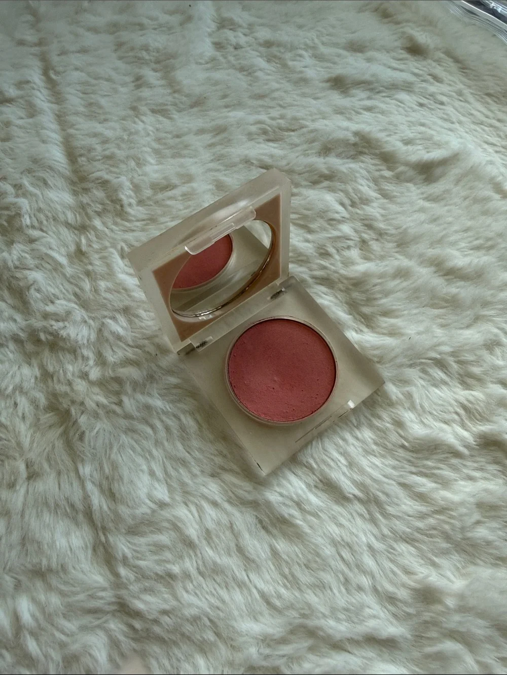 KKW BEAUTY Mrs. West Collection Flower Wall Blush rare wedding